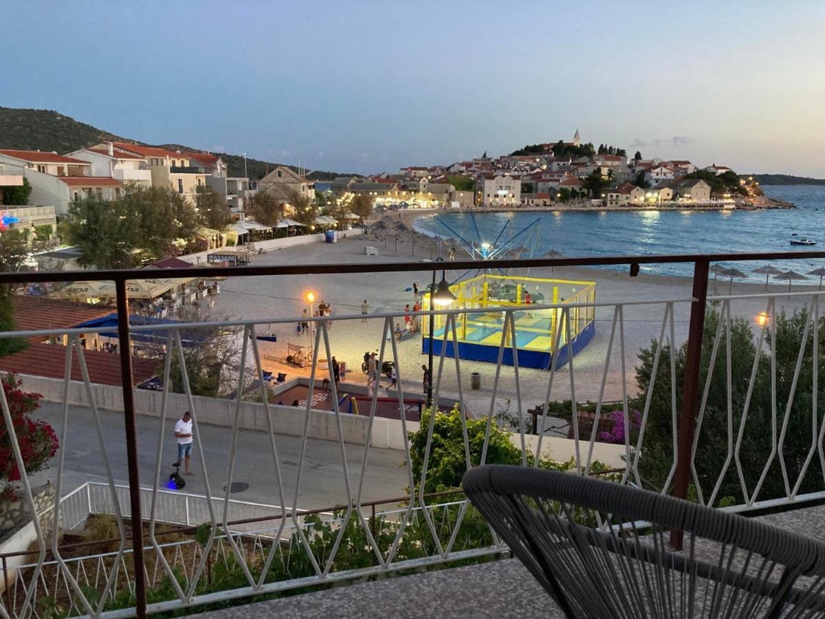 Rooms 22 - Beachfront Primošten Exteriör bild