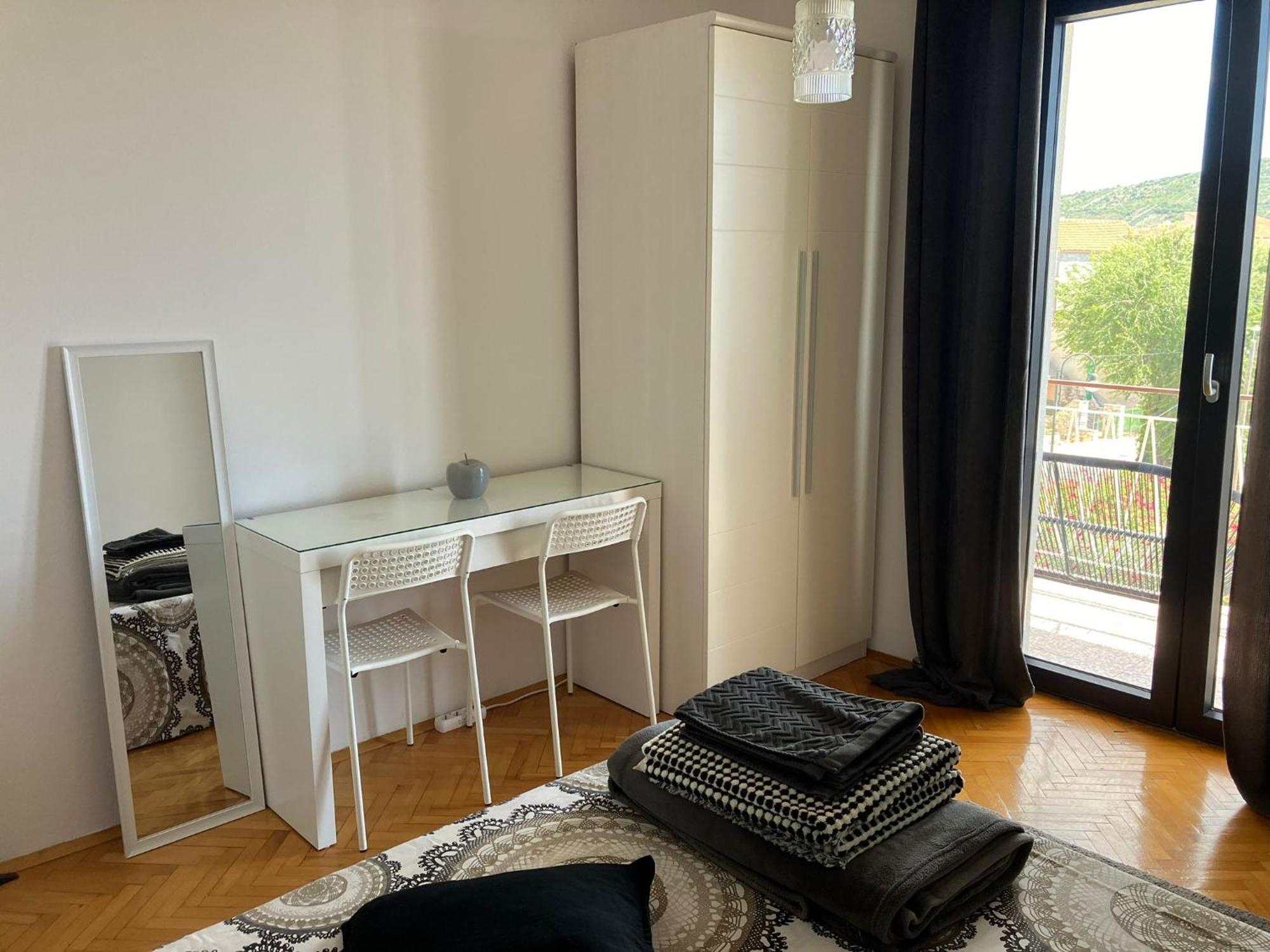 Rooms 22 - Beachfront Primošten Exteriör bild